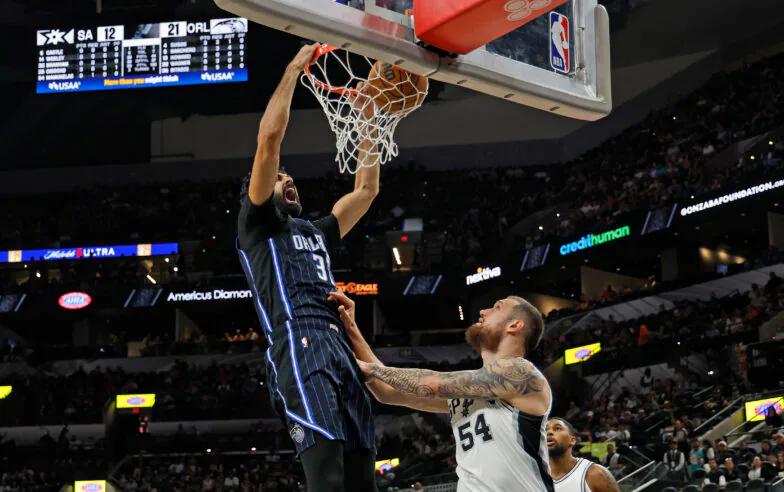 Best Dunk Performances at the Emirates NBA Cup